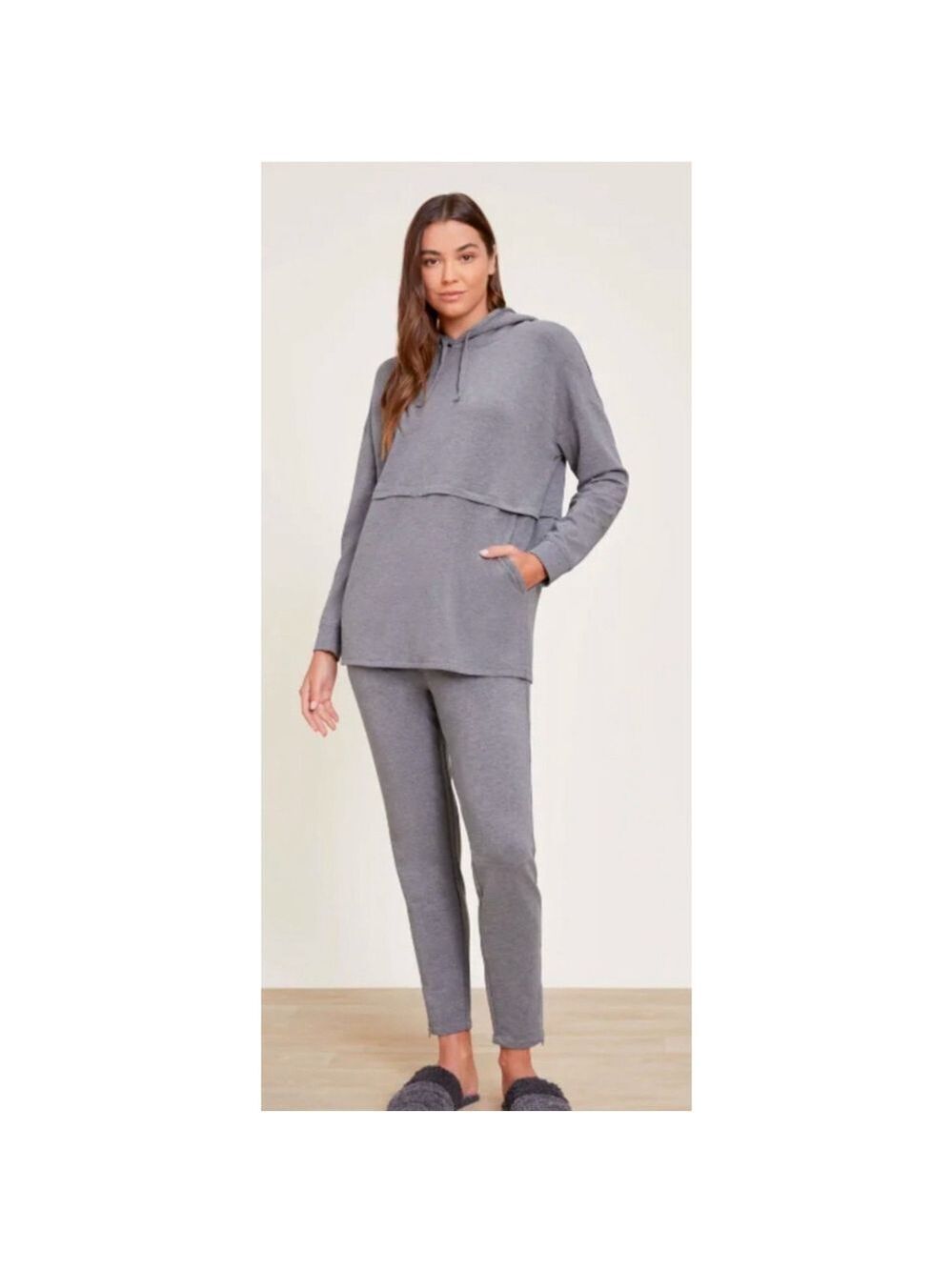 NWT Women's Barefoot Dreams Fleece Lux Lounge M Gray Joggers